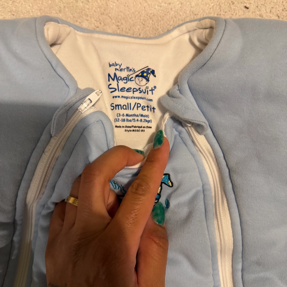 Magic Merlin’s Sleepsuit - Picture 2 of 2